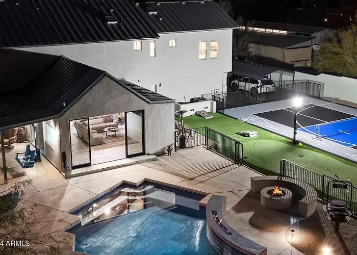 Private Pickleball Court Pool Heat Fire Pit Holiday home