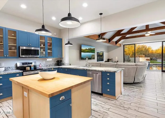 Private Pickleball Court Pool Heat Fire Pit Cave Creek